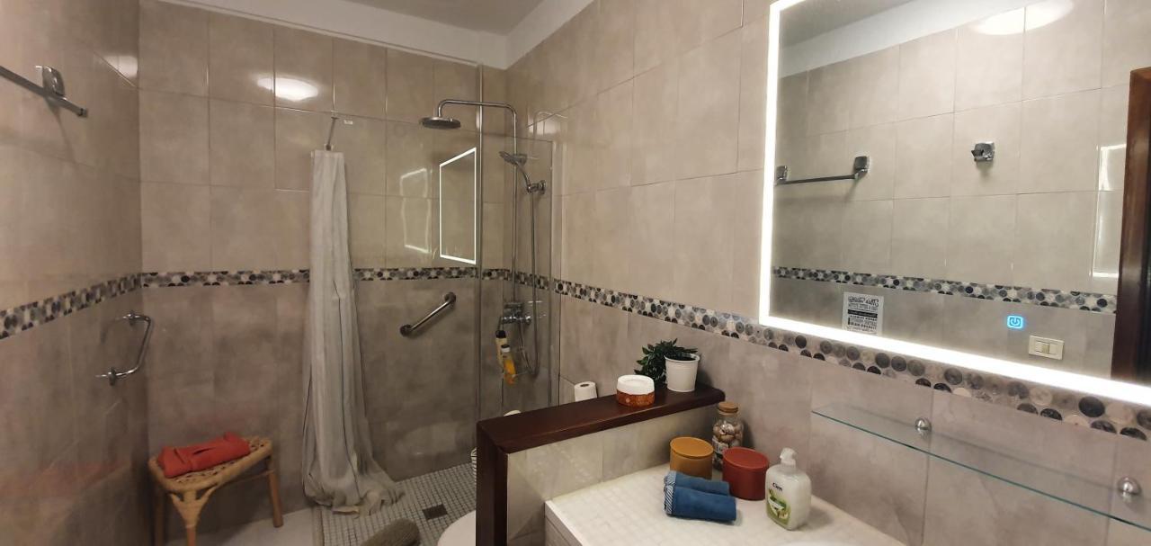 Spectacular Renovated Apartment, 5 Min To Camison Beach, With Aircon Арона Екстер'єр фото