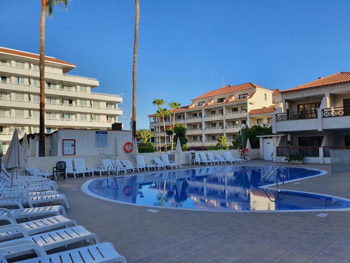 Spectacular Renovated Apartment, 5 Min To Camison Beach, With Aircon Арона Екстер'єр фото