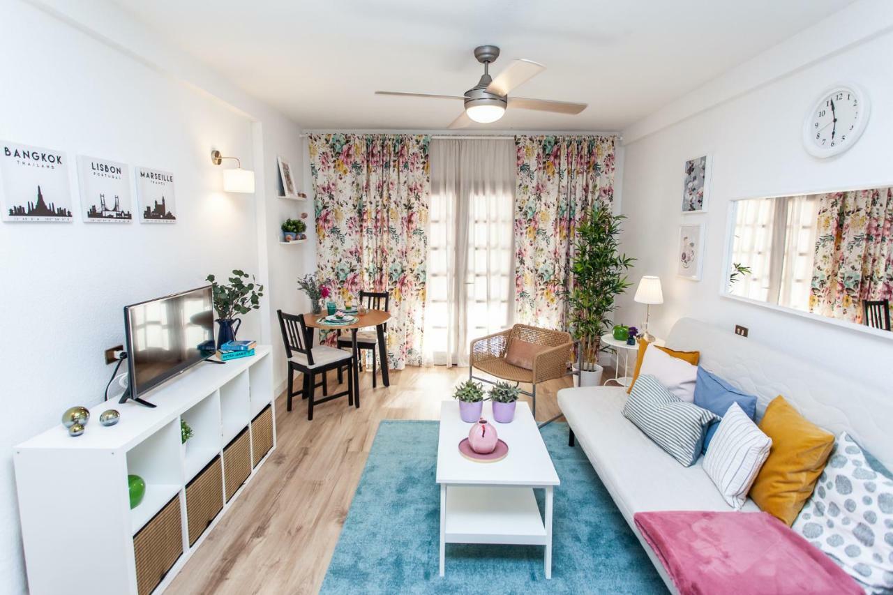 Spectacular Renovated Apartment, 5 Min To Camison Beach, With Aircon Арона Екстер'єр фото