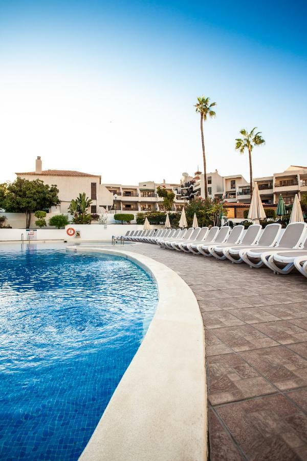 Spectacular Renovated Apartment, 5 Min To Camison Beach, With Aircon Арона Екстер'єр фото