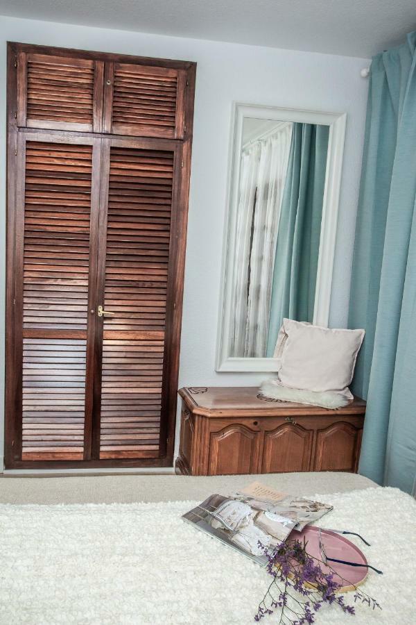 Spectacular Renovated Apartment, 5 Min To Camison Beach, With Aircon Арона Екстер'єр фото